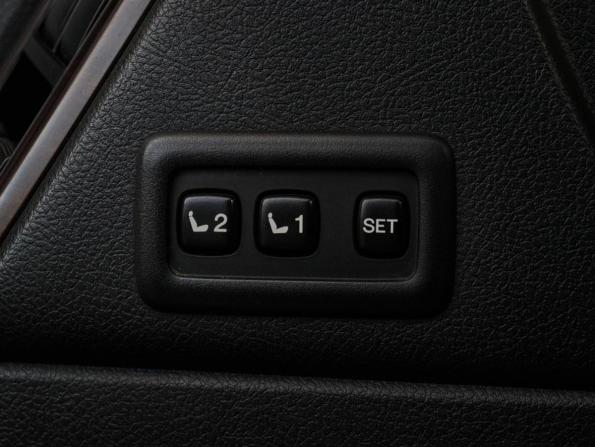 Toyota Land Cruiser Prado 150 Series Рестайлинг 1 с пробегом 2013 года, цена 2 980 000 рублей, 231916 км, внедорожник, Автокод Объявления
