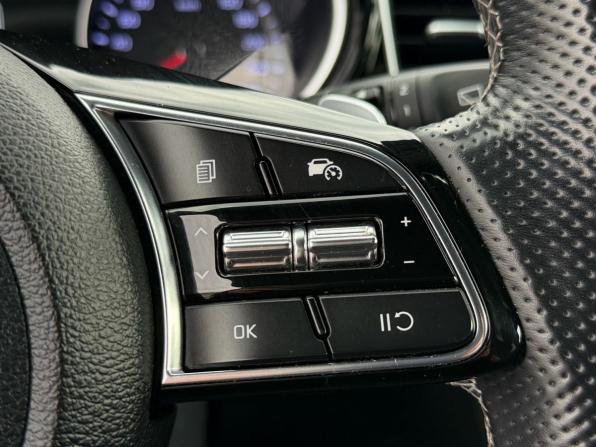 Kia Ceed III Рестайлинг с пробегом 2021 года, цена 1 885 000 рублей, 70339 км, универсал, Автокод Объявления