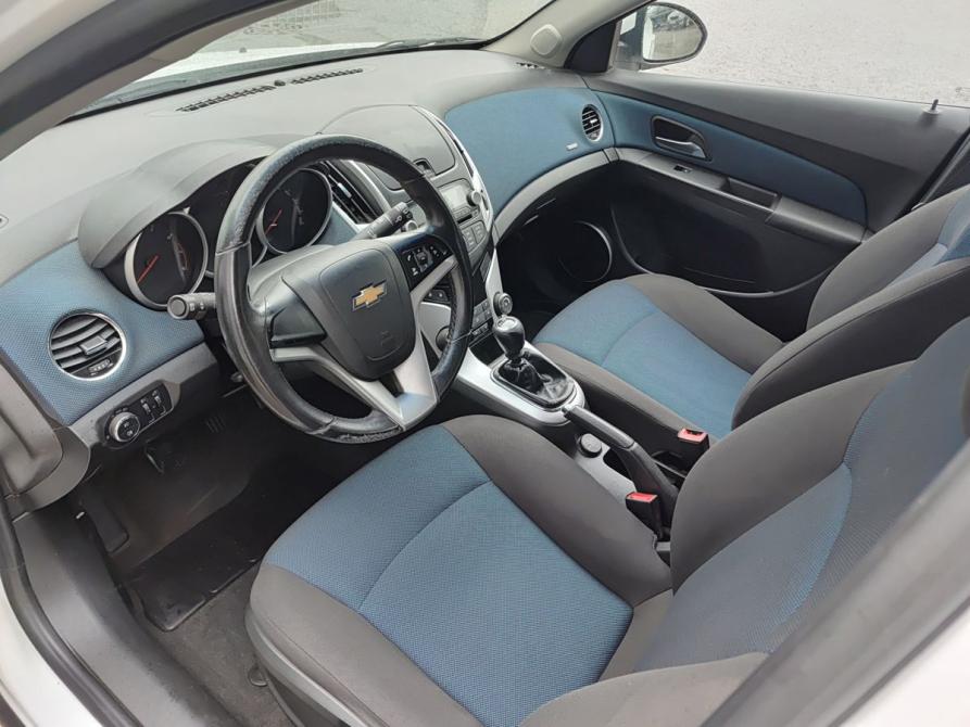 Chevrolet Cruze I Рестайлинг Ижевск  - изображение 20