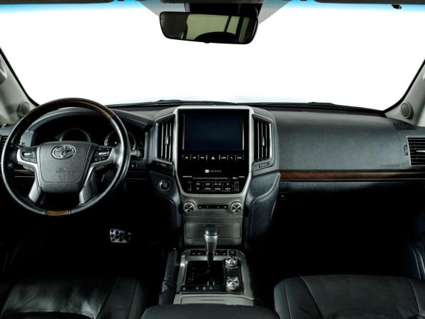 Toyota Land Cruiser 200 Series Рестайлинг 2 с пробегом 2019 года, цена 6 298 000 рублей, 188708 км, внедорожник, Автокод Объявления