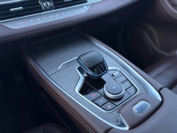 Chery Tiggo 8 Pro Plug-in Hybrid с пробегом 2023 года, цена 2 395 000 рублей, 62890 км, внедорожник, Автокод Объявления