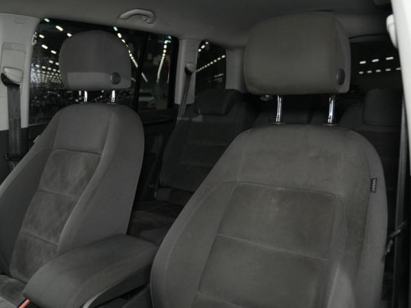 Volkswagen Touran I Рестайлинг 2 с пробегом 2012 года, цена 880 000 рублей, 210000 км, компактвэн, Автокод Объявления