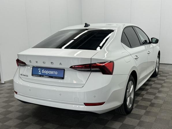 Skoda Octavia IV (A8) с пробегом 2020 года, цена 2 184 000 рублей, 93551 км, лифтбек, Автокод Объявления