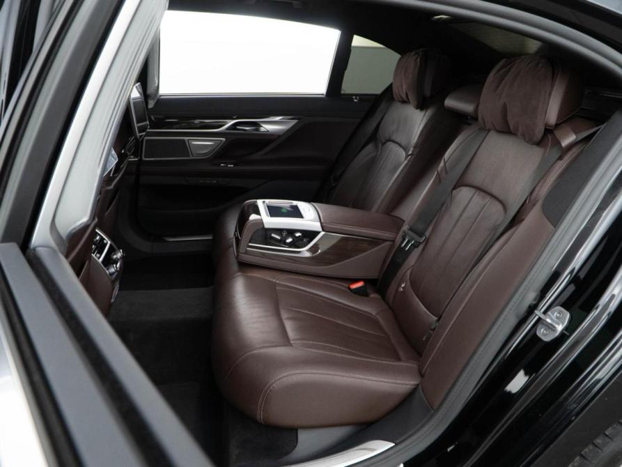 BMW 7 серии VI (G11/G12) Рестайлинг Москва  - изображение 9