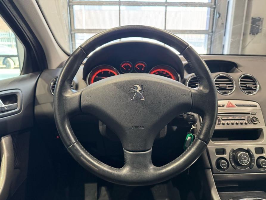Peugeot 308 I Рестайлинг Москва  - изображение 14