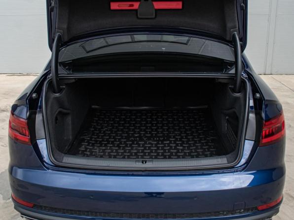 Audi A4 V (B9) с пробегом 2019 года, цена 2 490 000 рублей, 187022 км, седан, Автокод Объявления