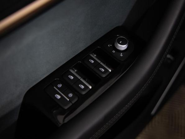 Geely Monjaro I с пробегом 2024 года, цена 3 499 000 рублей, 28849 км, внедорожник, Автокод Объявления