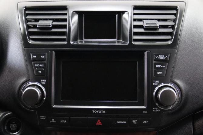 Toyota Highlander II (XU40) Рестайлинг с пробегом 2012 года, цена 2 195 950 рублей, 210578 км, внедорожник, Автокод Объявления
