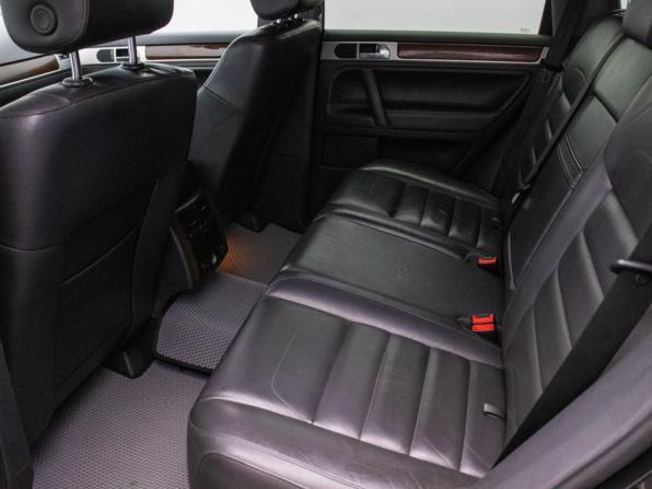 Volkswagen Touareg I Рестайлинг с пробегом 2008 года, цена 950 000 рублей, 336713 км, внедорожник, Автокод Объявления
