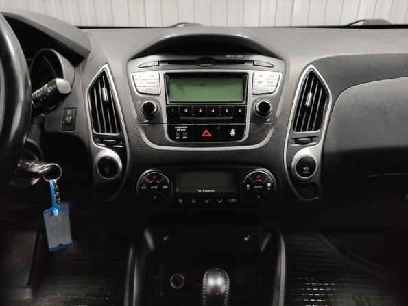 Hyundai ix35 I с пробегом 2013 года, цена 1 285 000 рублей, 128150 км, внедорожник, Автокод Объявления