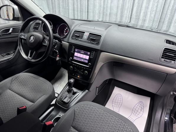 Skoda Yeti I Рестайлинг с пробегом 2014 года, цена 1 400 000 рублей, 135957 км, внедорожник, Автокод Объявления