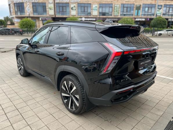 Geely Atlas II с пробегом 2024 года, цена 3 090 000 рублей, 21012 км, внедорожник, Автокод Объявления