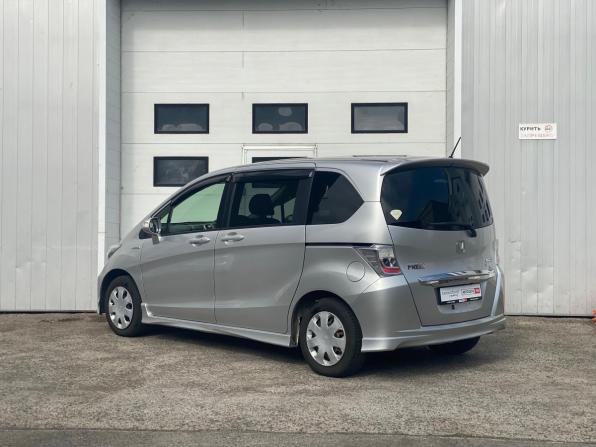 Honda Freed I Рестайлинг с пробегом 2013 года, цена 1 260 000 рублей, 164904 км, компактвэн, Автокод Объявления