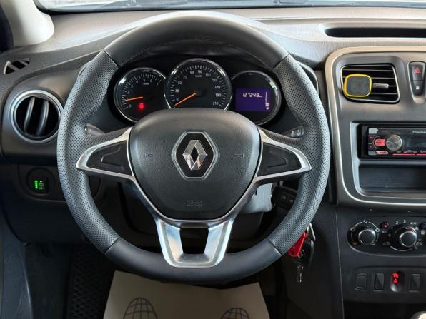 Renault Logan II Рестайлинг с пробегом 2018 года, цена 753 000 рублей, 127247 км, седан, Автокод Объявления