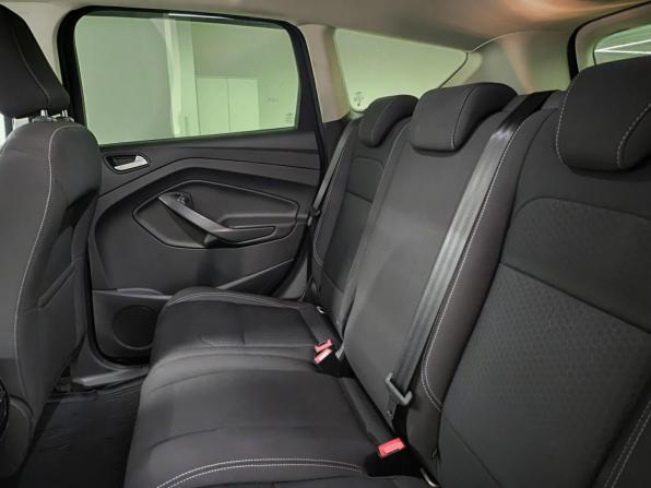 Ford Kuga II Рестайлинг с пробегом 2018 года, цена 1 907 000 рублей, 65800 км, внедорожник, Автокод Объявления