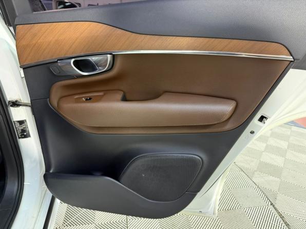 Volvo XC90 II с пробегом 2017 года, цена 2 990 000 рублей, 207000 км, внедорожник, Автокод Объявления