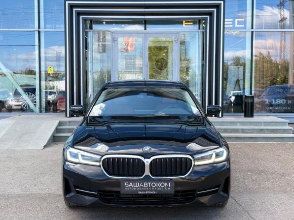 BMW 5 серии VII (G30/G31/G38) Рестайлинг с пробегом 2021 года, цена 3 499 000 рублей, 215105 км, седан, Автокод Объявления