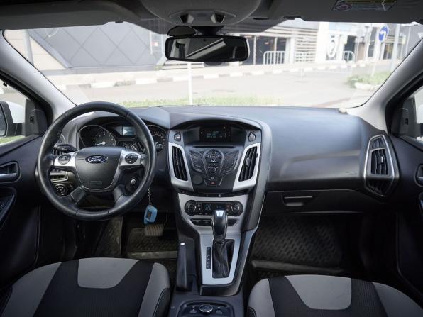 Ford Focus III с пробегом 2013 года, цена 800 000 рублей, 159727 км, хэтчбек, Автокод Объявления