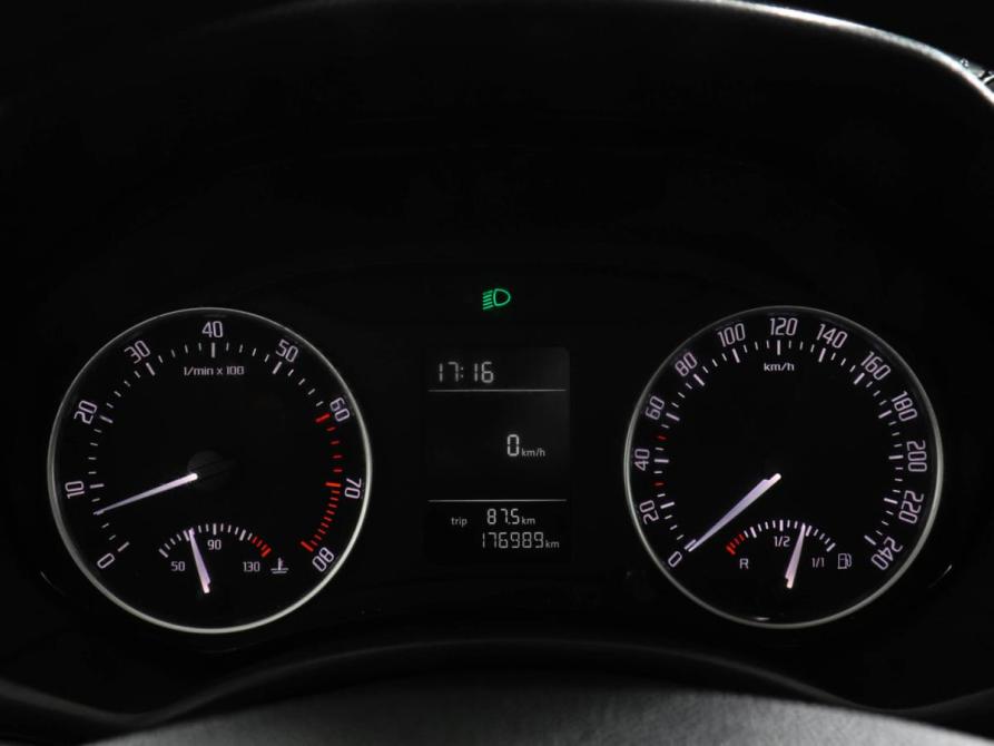 Skoda Octavia II (A5) Рестайлинг Химки  - изображение 12