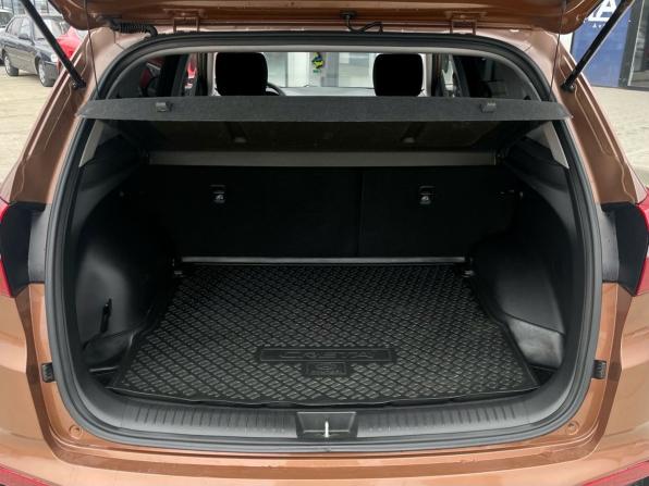 Hyundai Creta I с пробегом 2019 года, цена 1 635 000 рублей, 95122 км, внедорожник, Автокод Объявления