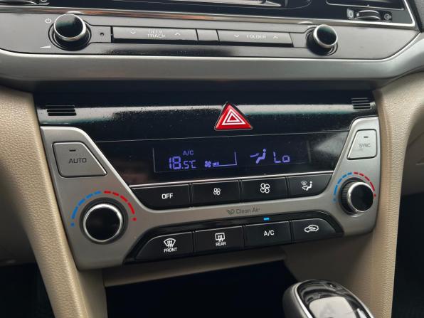 Hyundai Elantra VI (AD) с пробегом 2016 года, цена 1 290 800 рублей, 178747 км, седан, Автокод Объявления