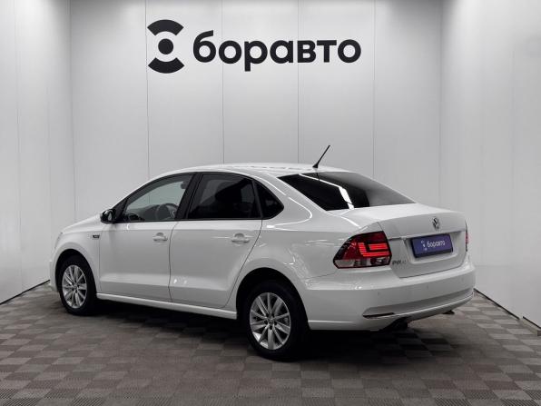Volkswagen Polo V Рестайлинг с пробегом 2016 года, цена 1 310 000 рублей, 100216 км, седан, Автокод Объявления