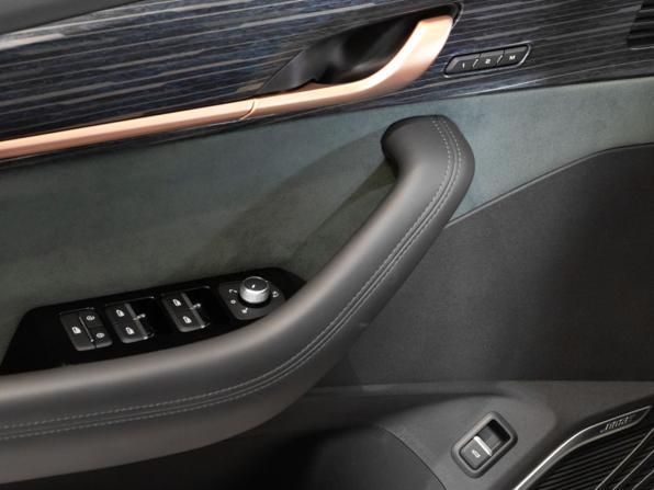 Geely Monjaro I с пробегом 2023 года, цена 3 389 400 рублей, 58268 км, внедорожник, Автокод Объявления