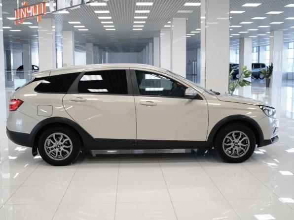 Lada (ВАЗ) Vesta I с пробегом 2021 года, цена 1 294 000 рублей, 90810 км, универсал, Автокод Объявления