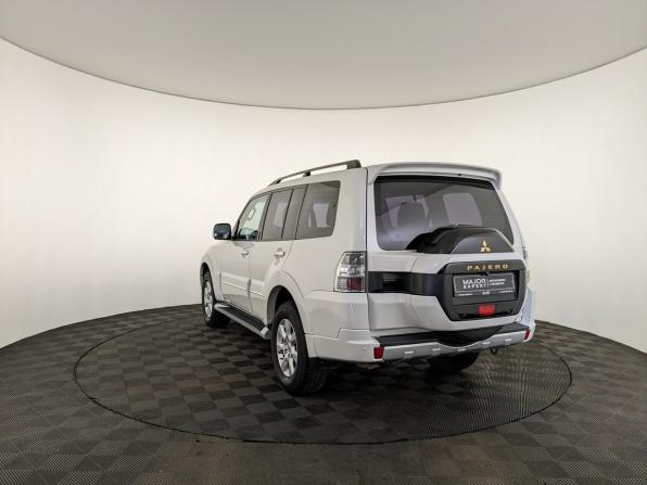 Mitsubishi Pajero IV Рестайлинг 2 с пробегом 2021 года, цена 4 440 000 рублей, 30244 км, внедорожник, Автокод Объявления