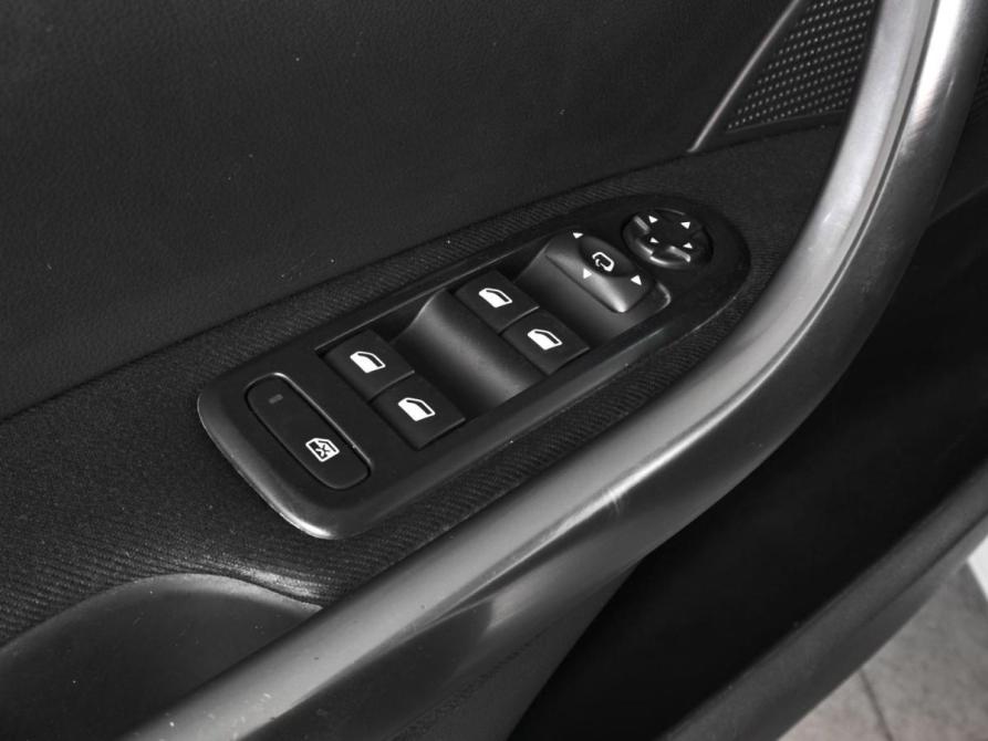 Peugeot 408 I Ростов-на-Дону  - изображение 15