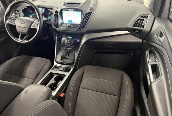 Ford Kuga II Рестайлинг с пробегом 2018 года, цена 1 399 000 рублей, 210226 км, внедорожник, Автокод Объявления