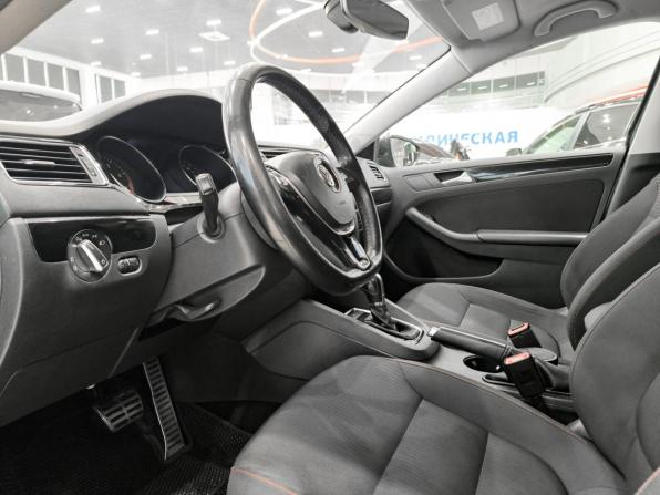 Volkswagen Jetta VI Рестайлинг с пробегом 2018 года, цена 1 150 000 рублей, 139144 км, седан, Автокод Объявления