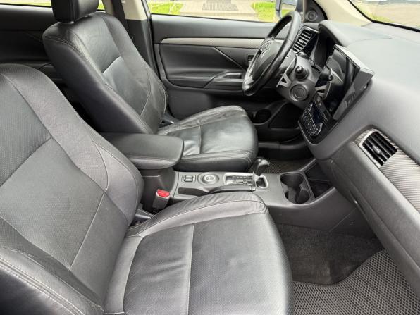 Mitsubishi Outlander III Рестайлинг с пробегом 2014 года, цена 1 350 000 рублей, 407560 км, внедорожник, Автокод Объявления