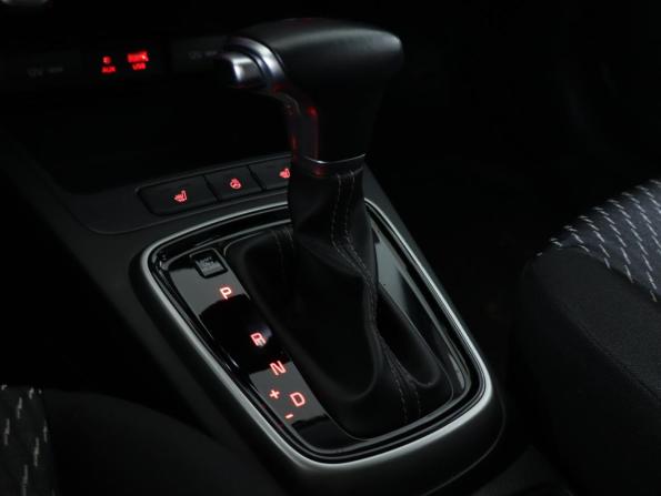 Kia Rio IV с пробегом 2019 года, цена 1 589 000 рублей, 33243 км, хэтчбек, Автокод Объявления