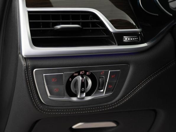 BMW 7 серии VI (G11/G12) с пробегом 2016 года, цена 3 233 055 рублей, 98772 км, седан, Автокод Объявления