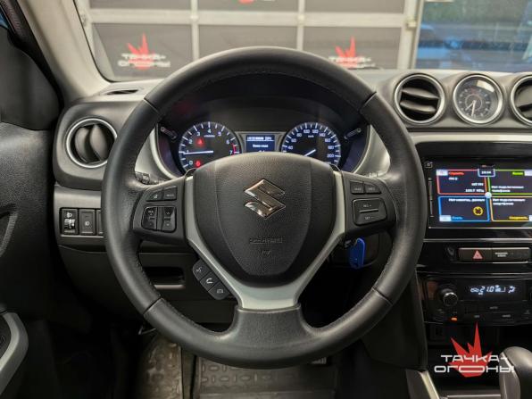 Suzuki Vitara II с пробегом 2018 года, цена 1 398 000 рублей, 200000 км, внедорожник, Автокод Объявления
