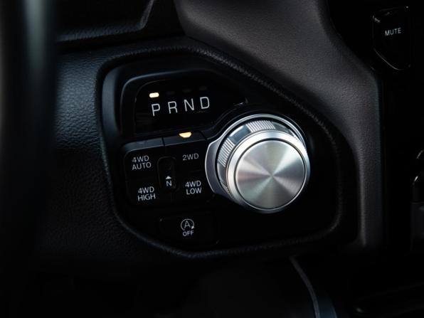 Ram 1500 V с пробегом 2023 года, цена 7 799 000 рублей, 46760 км, offers.body_type.unknown, Автокод Объявления
