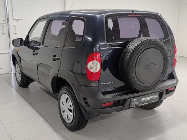 Chevrolet Niva I Рестайлинг с пробегом 2010 года, цена 419 000 рублей, 201857 км, внедорожник, Автокод Объявления