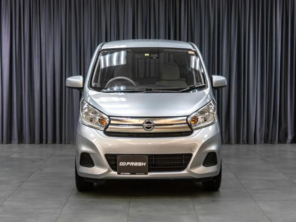 Nissan Dayz I Рестайлинг с пробегом 2017 года, цена 699 000 рублей, 135270 км, хэтчбек, Автокод Объявления