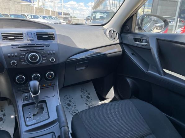 Mazda 3 II (BL) Рестайлинг с пробегом 2012 года, цена 870 000 рублей, 345000 км, седан, Автокод Объявления