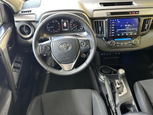 Toyota RAV4 IV (XA40) Рестайлинг с пробегом 2017 года, цена 2 259 000 рублей, 126904 км, внедорожник, Автокод Объявления