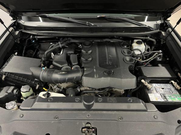 Toyota Land Cruiser Prado 150 Series с пробегом 2012 года, цена 2 600 000 рублей, 355083 км, внедорожник, Автокод Объявления