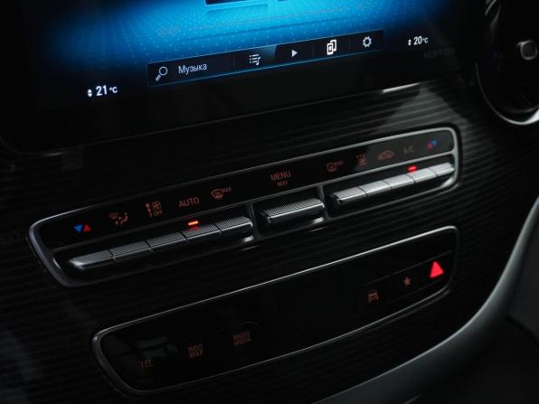 Mercedes-Benz V-Класс III (W447) Рестайлинг с пробегом 2021 года, цена 7 199 077 рублей, 74456 км, минивэн, Автокод Объявления