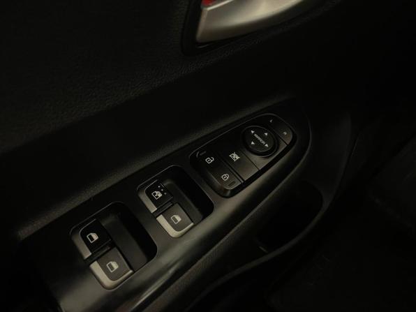 Kia Rio IV с пробегом 2018 года, цена 1 099 000 рублей, 188447 км, седан, Автокод Объявления