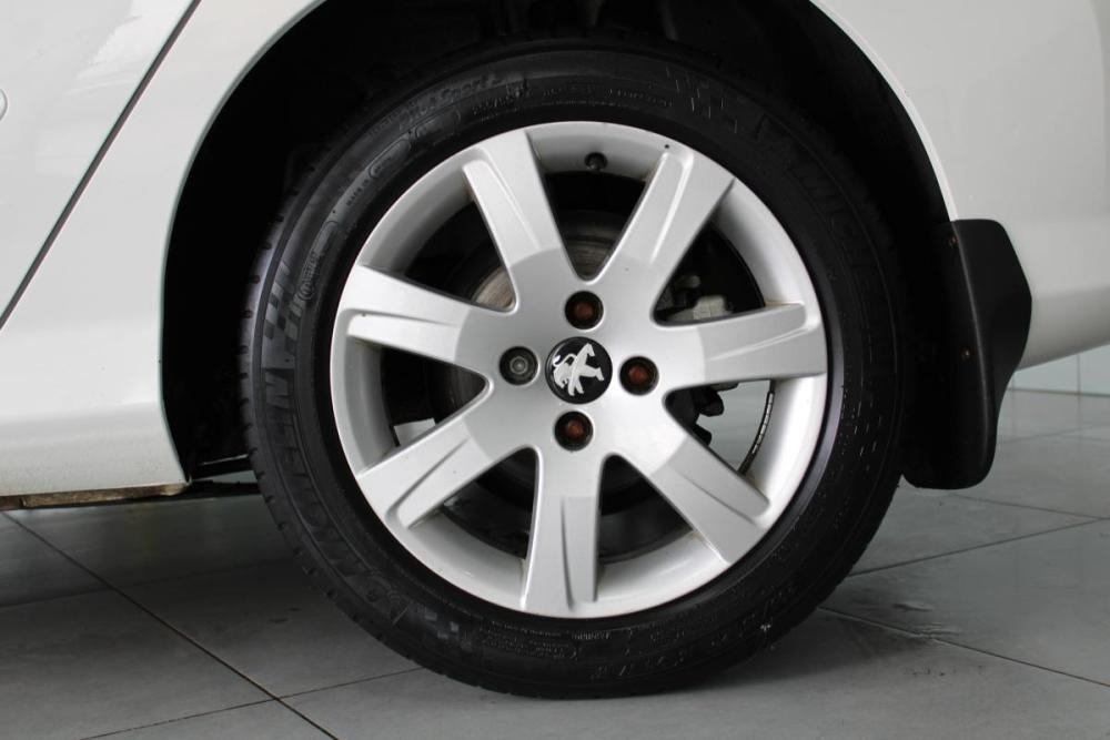 Peugeot 308 I Рестайлинг Красноярск  - изображение 7