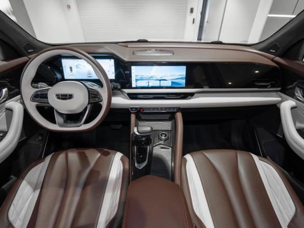 Geely Xingyue L I Рестайлинг с пробегом 2024 года, цена 3 495 000 рублей, 21164 км, внедорожник, Автокод Объявления