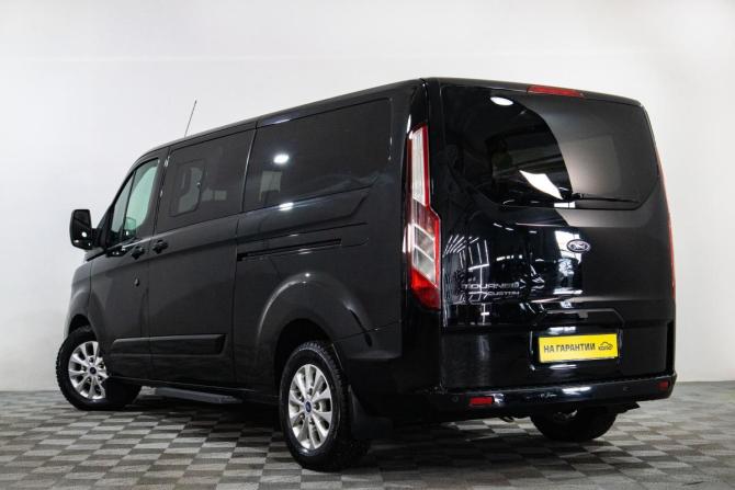 Ford Tourneo Custom I с пробегом 2018 года, цена 3 499 000 рублей, 141972 км, минивэн, Автокод Объявления