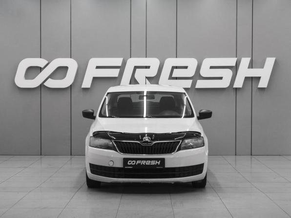 Skoda Rapid I с пробегом 2015 года, цена 880 000 рублей, 190488 км, лифтбек, Автокод Объявления