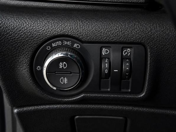 Opel Astra J с пробегом 2011 года, цена 650 000 рублей, 258137 км, хэтчбек, Автокод Объявления
