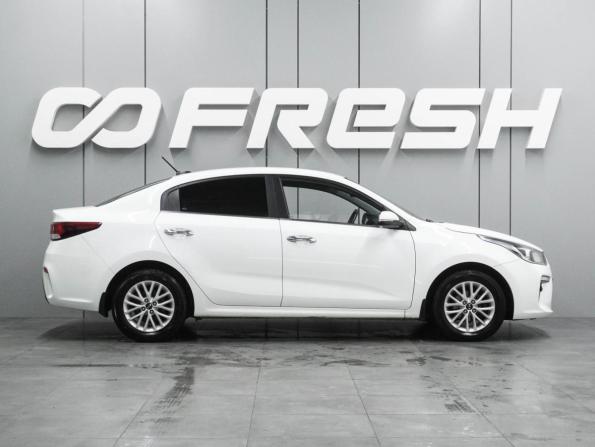 Kia Rio IV с пробегом 2018 года, цена 1 335 000 рублей, 122741 км, седан, Автокод Объявления
